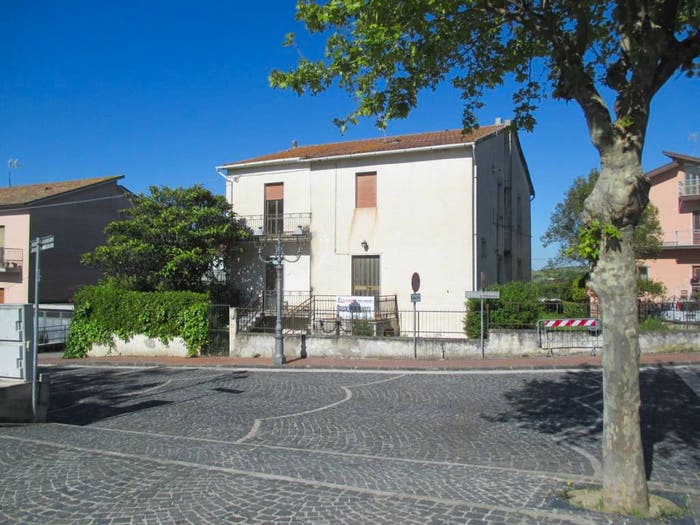 Casa con 6 locali in vendita in Via San Francesco, Pietrelcina