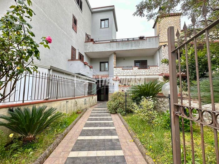 Appartamento bilocale in vendita in Via Guadanelle, Centro, Caiazzo