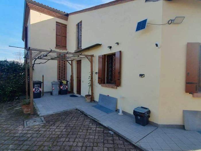 Casa con 6 locali in vendita in Montepastore, Monte San Pietro