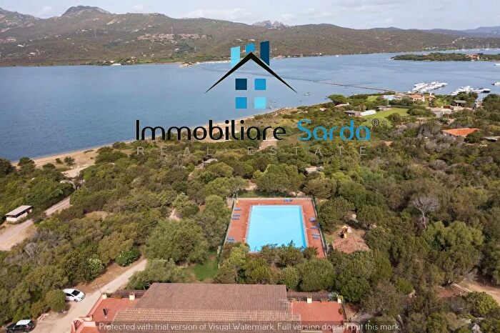 Appartamento trilocale in vendita in Olbia