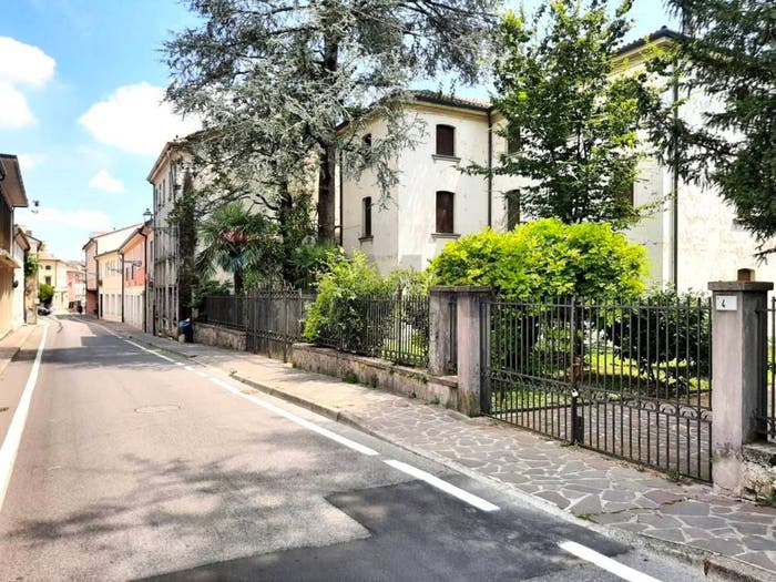 Casa con 6 locali in vendita in Via Capovilla, Centro, Pieve di Soligo