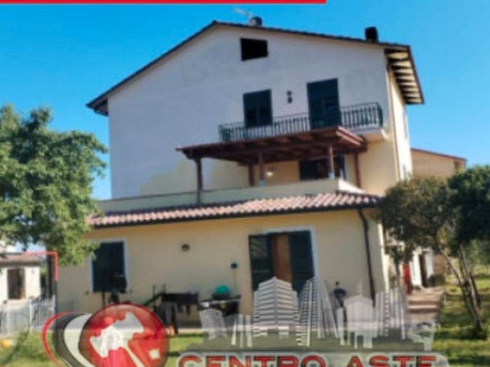 Appartamento quadrilocale in vendita in Via S Gregorio Casalina PG Italia, Casalina, Deruta