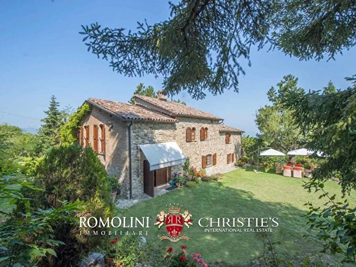 Casa con 6 locali in vendita in Umbertide