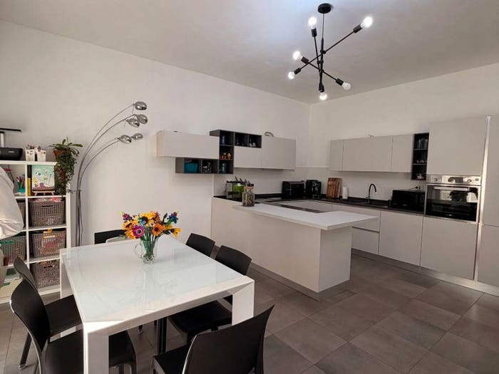 Appartamento trilocale in vendita in Via Fratelli John e Robert Kennedy, Mercede Calabona, Alghero