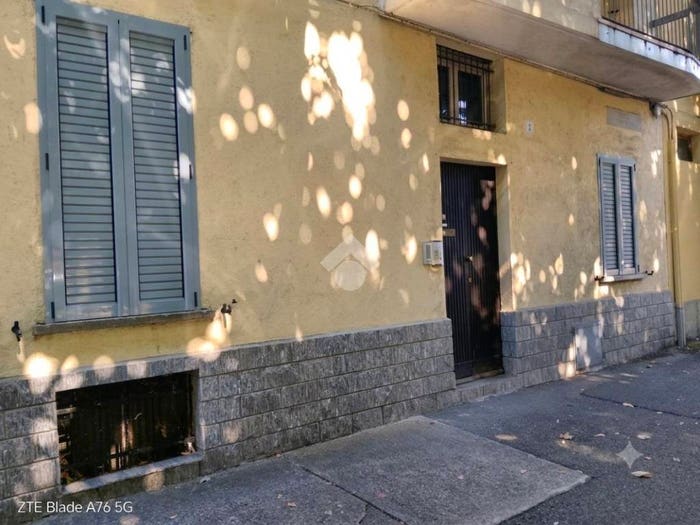 Casa quadrilocale in vendita in Via rimembranze, Centro, Osnago