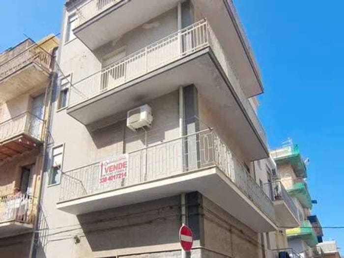 Casa quadrilocale in vendita in Via Ortenzio Scammacca, Lentini