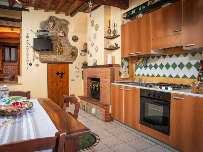 Appartamento trilocale in vendita in VIA SAURO, Centro, Campagnatico