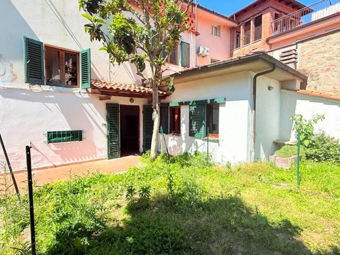 Casa con 6 locali in vendita in Centro, Ponte Buggianese