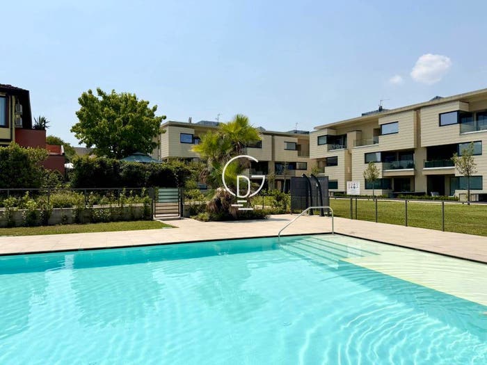 Casa trilocale in vendita in Viale Francesco Agello, Rivoltella, Desenzano del Garda