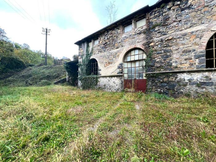 Casa bilocale in vendita in Via dei Molini, Cene