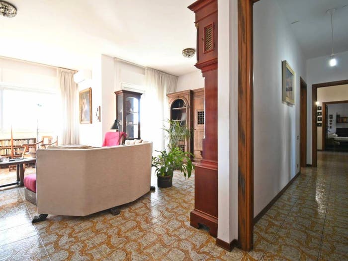 Appartamento con 5 locali in vendita in Via Cino da Pistoia, San Benedetto, Cagliari
