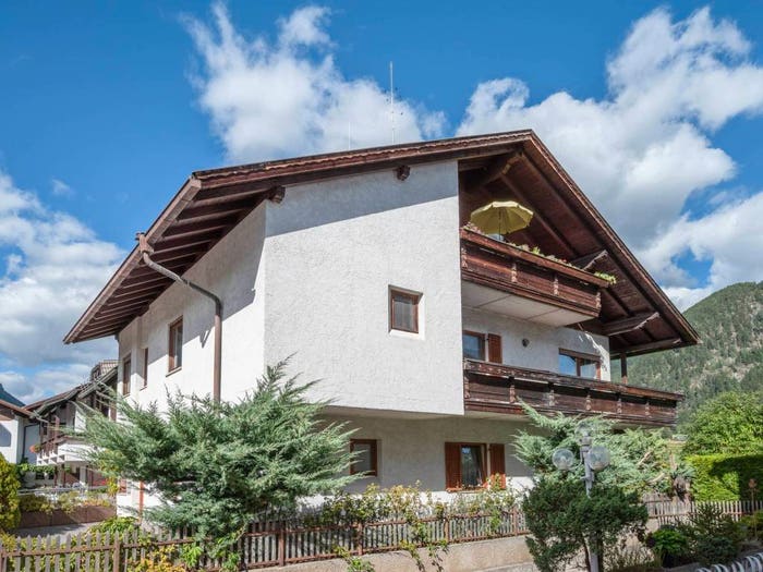 Casa trilocale in vendita in Via Von Troyer, Centro, Brunico