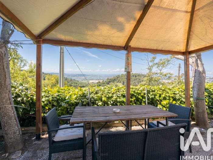 Casa con 6 locali in vendita in Via Monte Conero, Poggio Massignano, Ancona