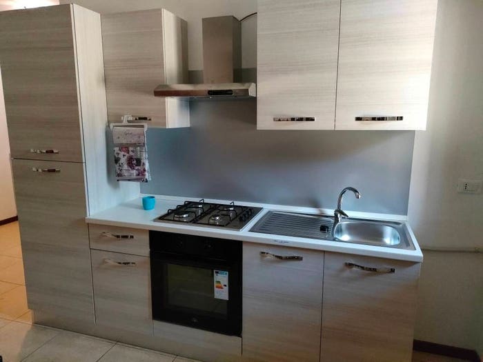 Appartamento trilocale in affitto in Semicentro, Este