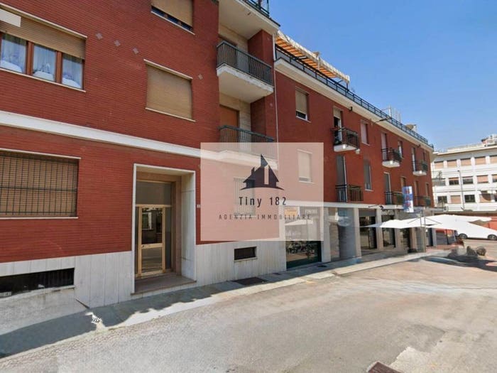 Appartamento bilocale in vendita in Via Armando Diaz, Centro, Alba