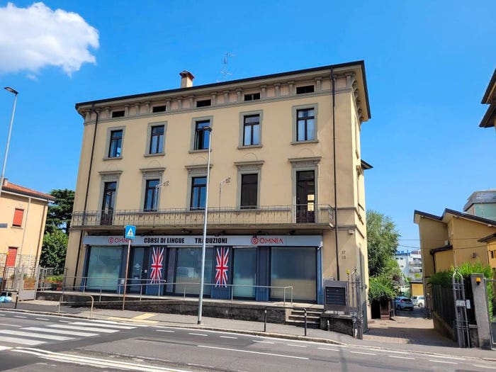 Appartamento quadrilocale in vendita in Via Filippo Corridoni, Cimitero, Bergamo