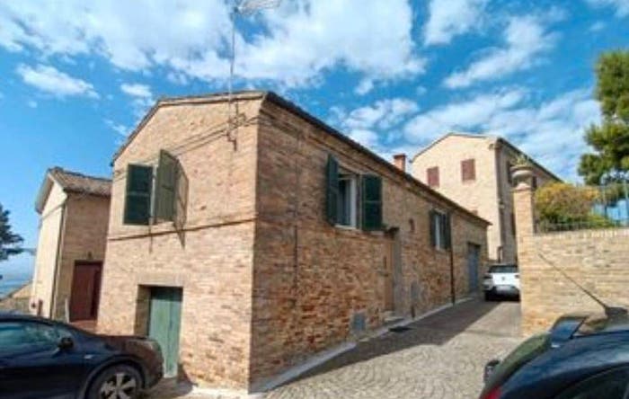 Appartamento bilocale in vendita in Via Antonio Cerquetti, Centro, Montecosaro