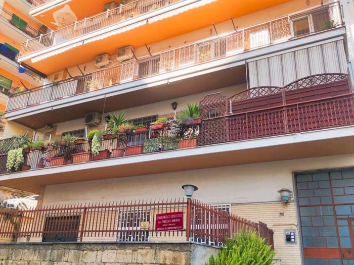 Appartamento con 5 locali in vendita in Via Francesco Netti, Arenella, Napoli