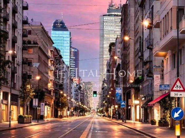 Appartamento bilocale in vendita in Viale Luigi Torelli, Farini, Milano