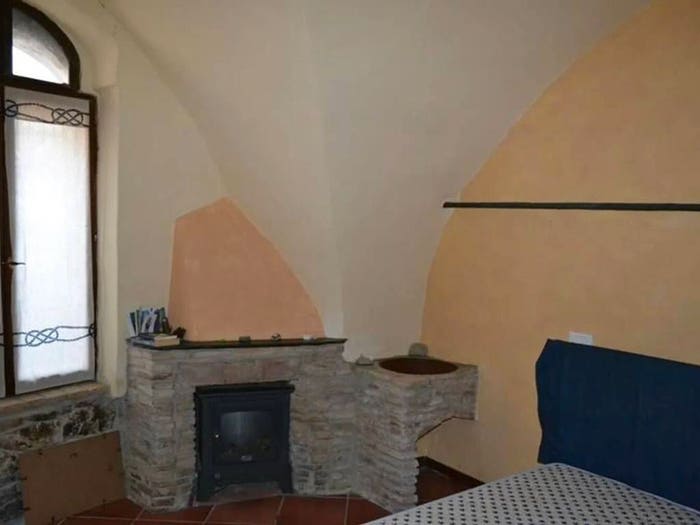 Appartamento trilocale in vendita in Via Sottopiazza No Number, Ceriana
