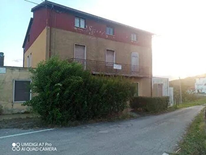 Casa con 6 locali in vendita in Via De Thomasis, Castel Frentano
