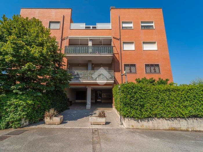 Appartamento trilocale in vendita in Via Fraine, Castelverde, Roma