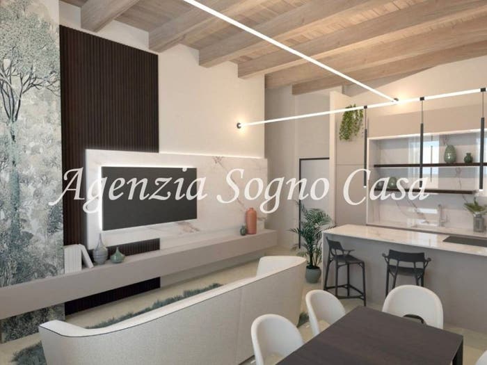 Appartamento trilocale in vendita in Via Ravegnana, Buscherini Pianta, Forlì