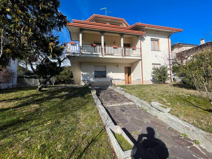 Casa con 5 locali in vendita in Centro, Mercatino Conca