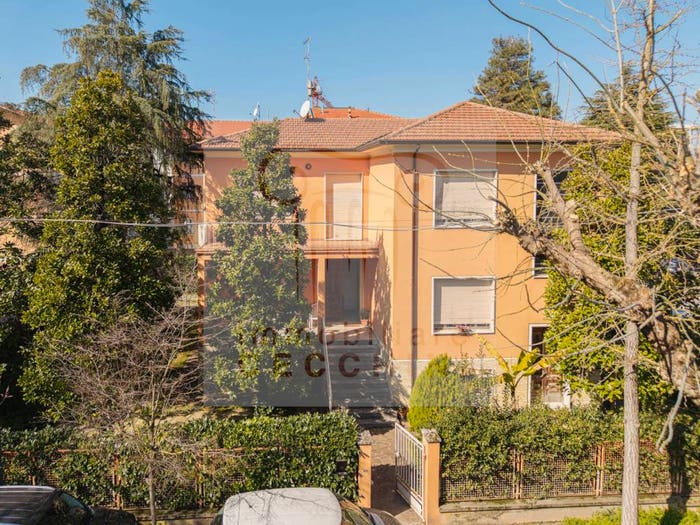 Casa con 6 locali in vendita in Via Vittorio Veneto, Centro Urbano, Cesena