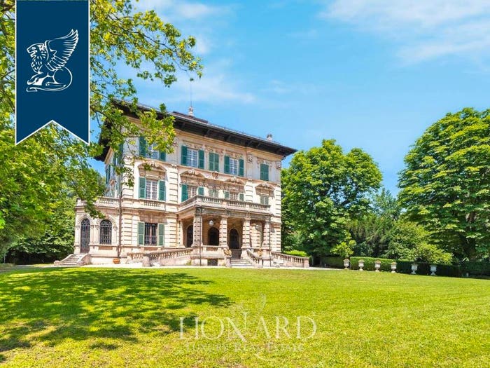 Casa con 6 locali in vendita in Mignanego