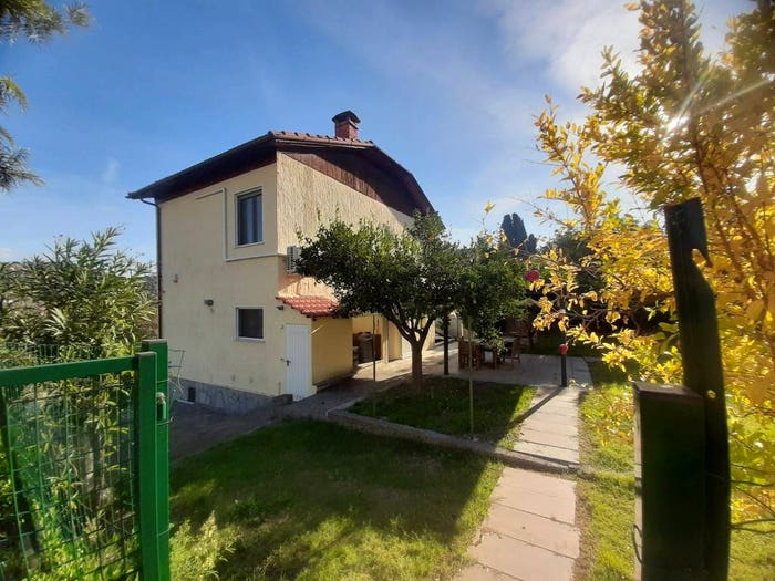 Casa con 5 locali in vendita in Strada Poggi, Piani Torrazza, Imperia