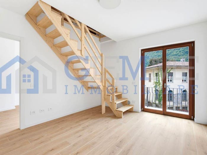 Appartamento trilocale in vendita in Via Giacomo Matteotti, Centro, Gardone Val Trompia