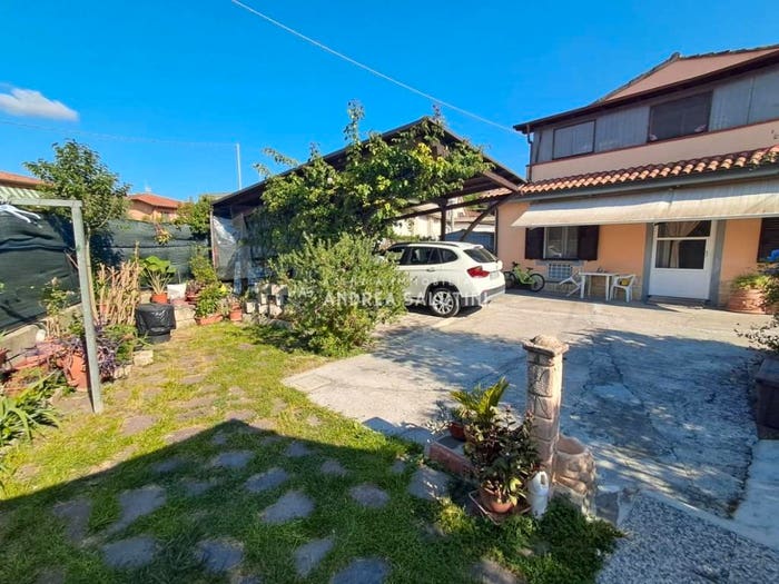 Casa con 6 locali in vendita in Via Contrada Magni, Fornacette, Calcinaia