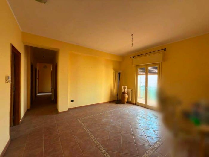 Appartamento con 6 locali in vendita in Campobello di Licata