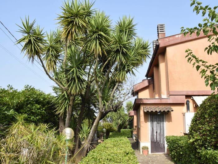 Casa con 6 locali in vendita in Via Farano, Formia