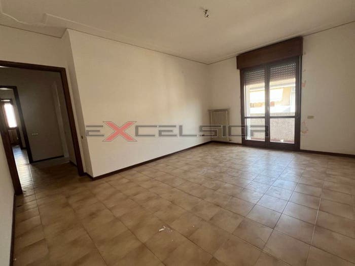 Appartamento trilocale in vendita in Cso G Mazzini n Adria, Centro, Adria