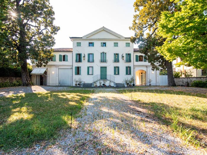 Casa con 6 locali in vendita in Via Aprile, Centro, Dolo