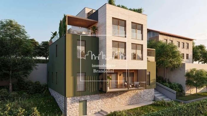 Appartamento trilocale in vendita in Luvinate