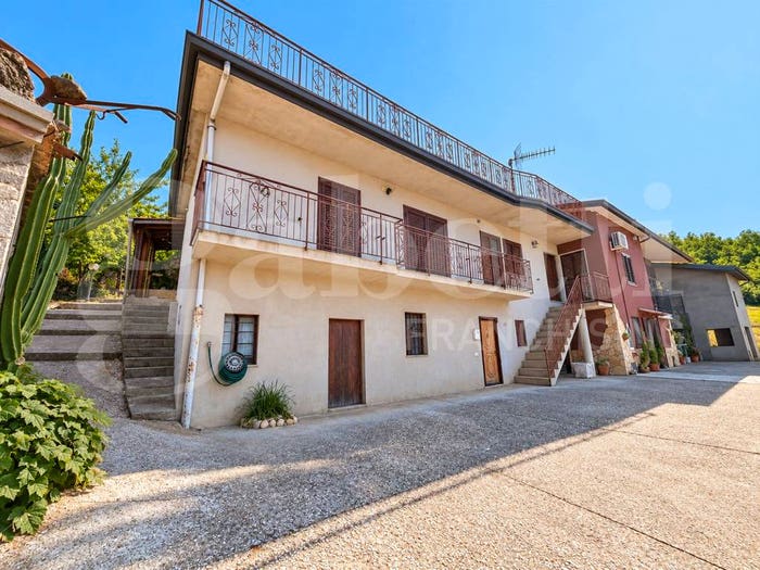 Casa con 5 locali in vendita in Via San Felice, Centro, Gioia Sannitica