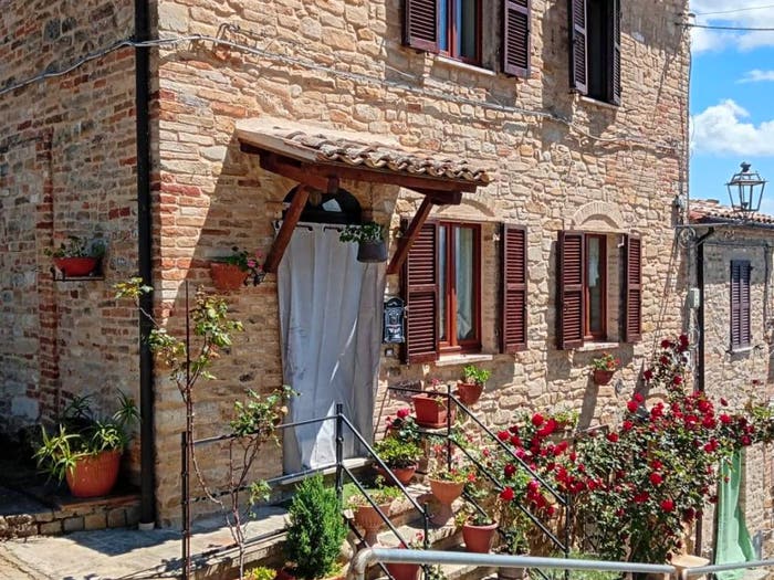 Casa con 6 locali in vendita in Via Castello, Centro, Montelparo