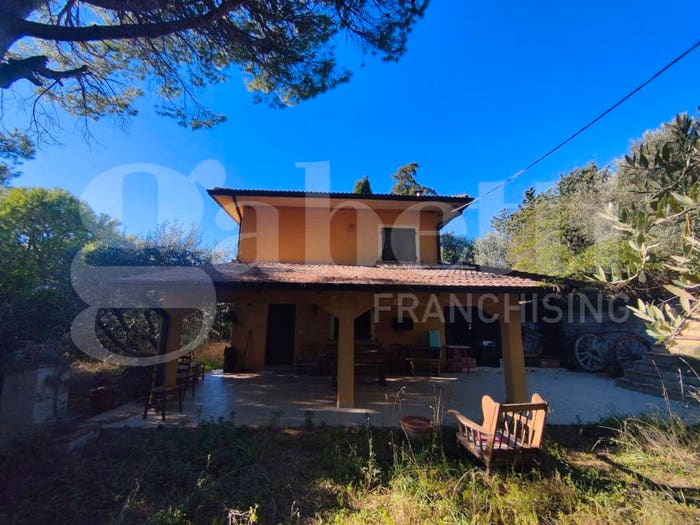 Casa con 6 locali in vendita in contrada mornano, Civitanova Alta, Civitanova Marche