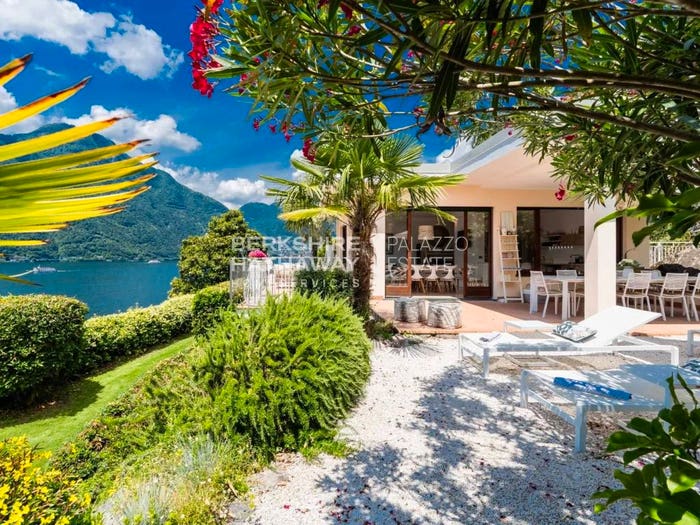 Casa con 6 locali in vendita in Via Borgonuovo, Centro, Nesso