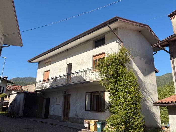 Casa con 5 locali in vendita in Via Lasiz, Pulfero