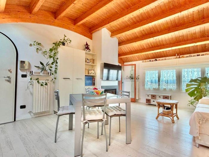 Appartamento trilocale in vendita in Via Francesco Ferrucci, Centro Storico, Lissone