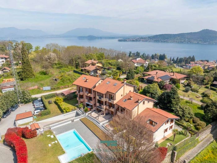 Casa in vendita in Via per Corciago, Meina