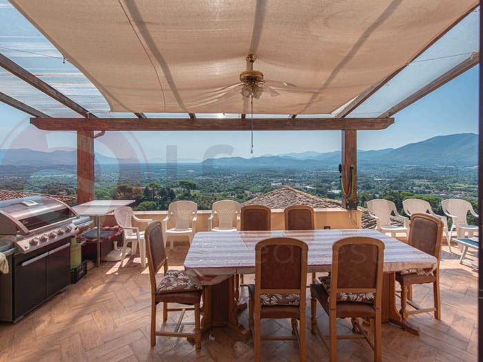 Casa con 6 locali in vendita in Via Corte Vecchia, Centro, Pofi