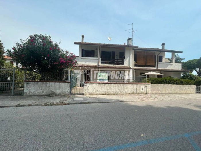 Appartamento trilocale in vendita in Viale Egitto Lido delle Nazioni, Lido delle Nazioni, Comacchio
