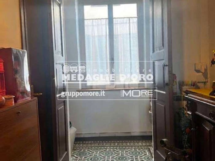 Appartamento con 5 locali in vendita in Via Balugola, Centro Storico, Modena