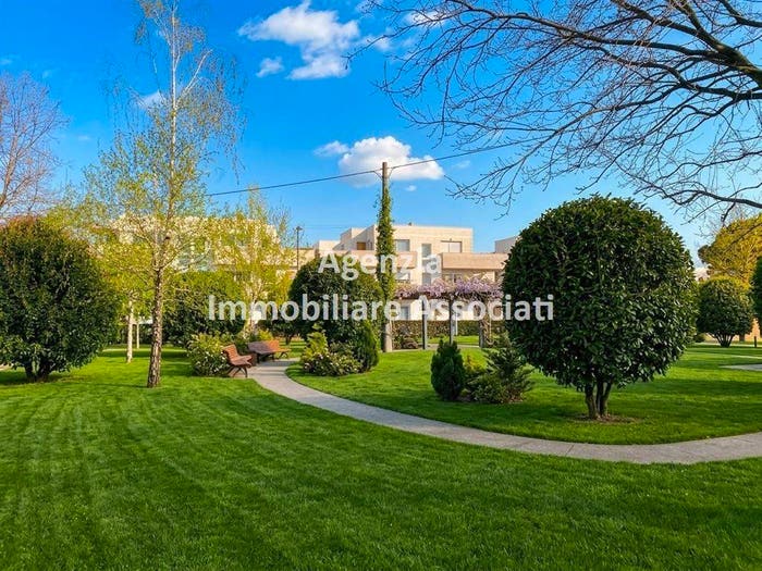 Appartamento trilocale in vendita in Strada Luigi e Valentino Baccin, Centro, Bassano del Grappa