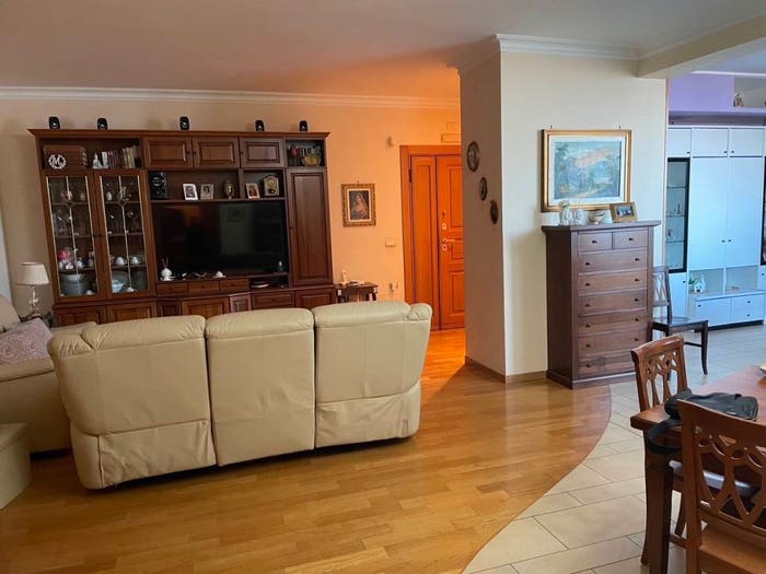 Appartamento quadrilocale in vendita in Via Regina Margherita, Settefrati, Barletta